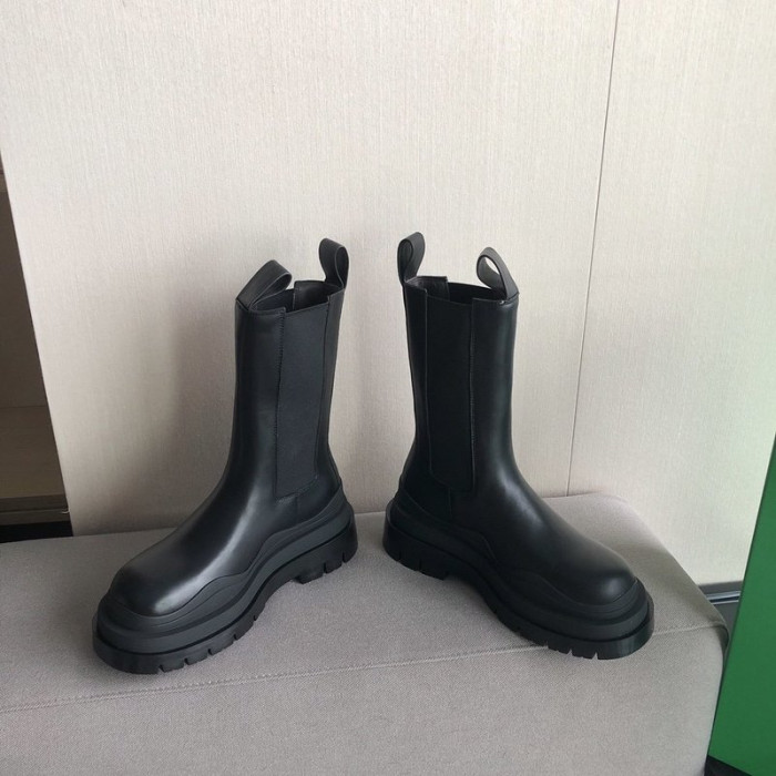 Bo*te*ga ve*ne*ta sneaker