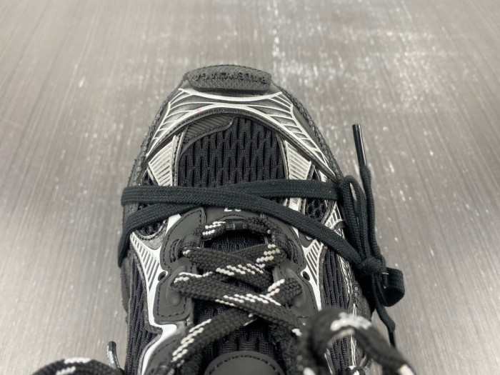 Ba*len*cia*ga phantom sneaker w1rb5 0102