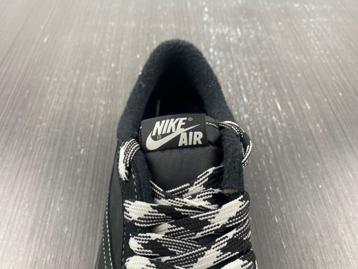 Travis Scott x Air Jordan 1 Low OG DM7866-001