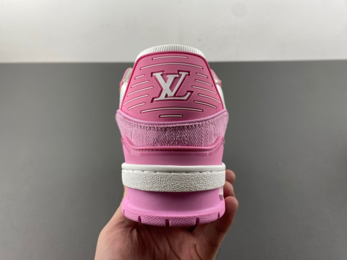 Louis Vuitton LV trainer LVT-200