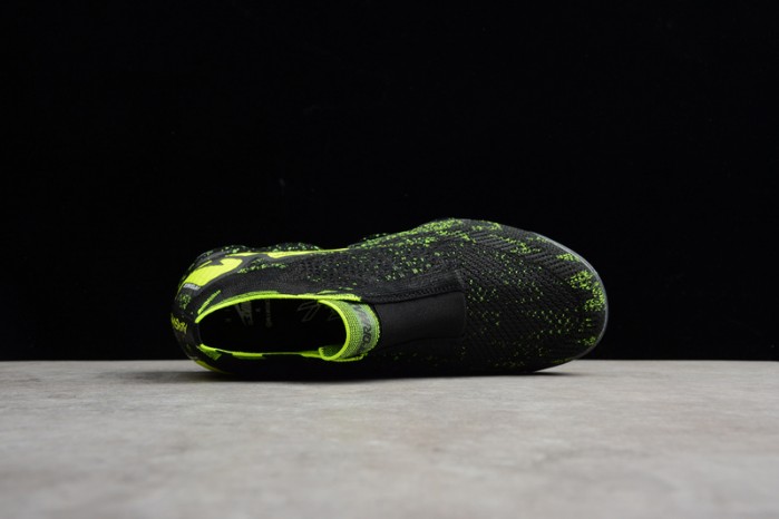 Acronym Nike Mens Air VaporMax Moc 2 Black Volt AQ0996-007