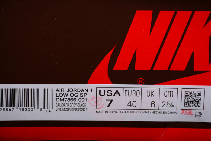 TRAVIS SCOTT X AIR JORDAN 1 LOW OG “BLACK/PHANTOM” DM7866-001