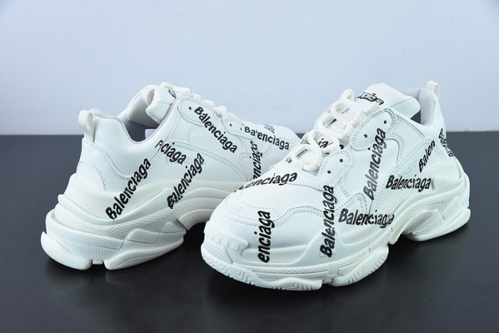 BL TRIPLE S TRAINERS