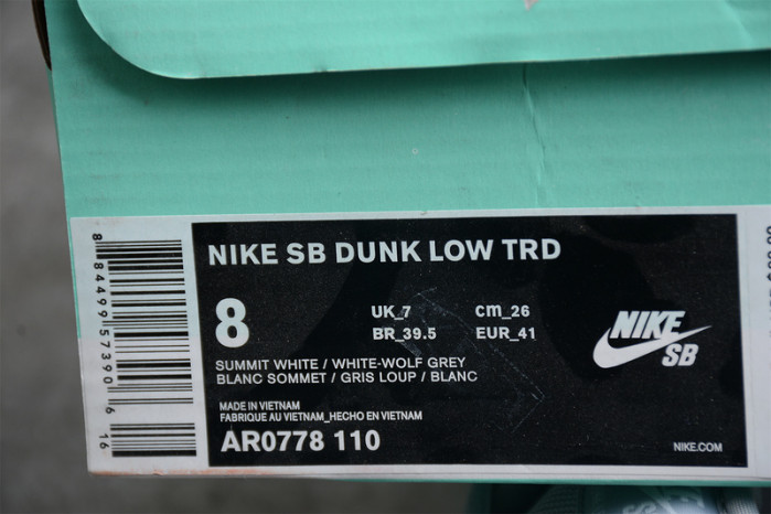 Nike SB Dunk Low Summit White Wolf Grey - AR0778-110