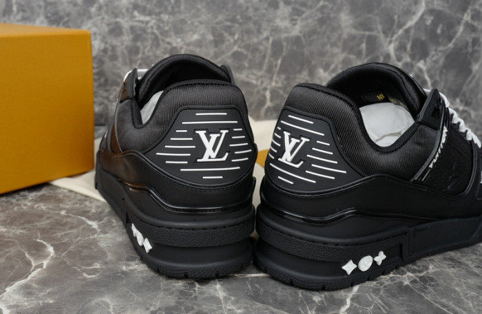 LVT SNEAKERS LOW L&V-02