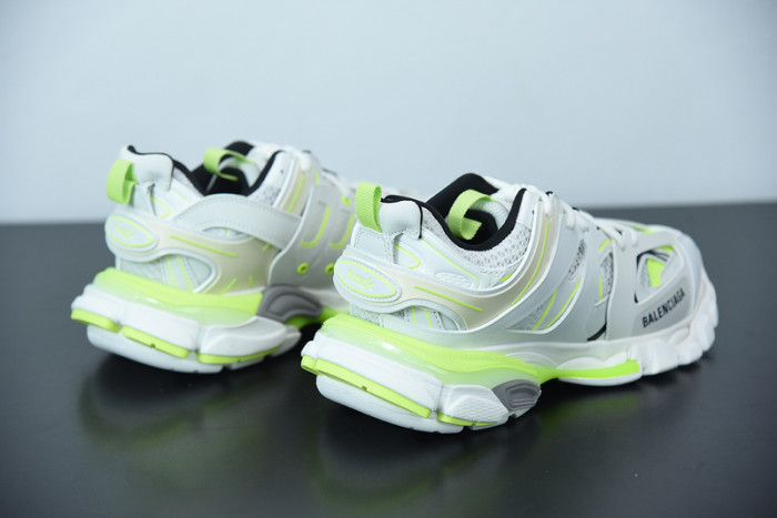 BL TRIPLE S TRAINERS