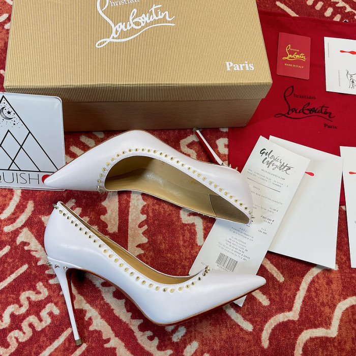 Ch**an louboutin heel