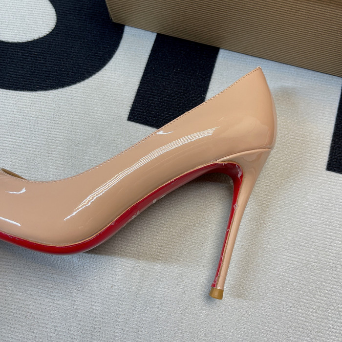 Ch**an louboutin heel