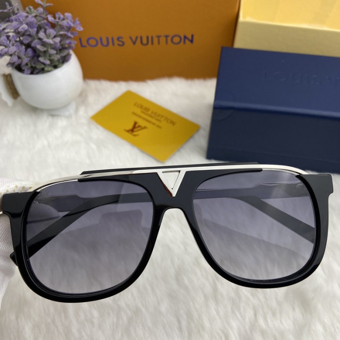 L*V SUNGLASSES SUN-9