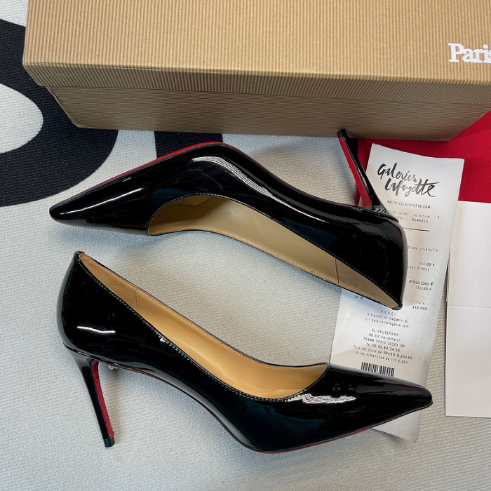 Ch**an louboutin heel