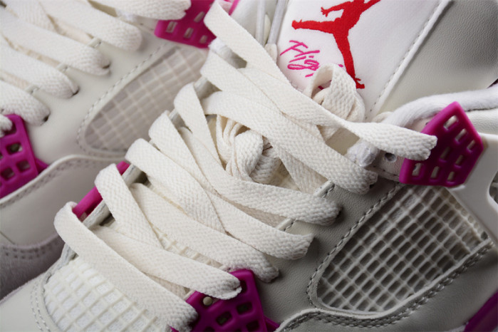 Nike SB x Jordan Air Jordan 4 "Sapphire" DR5415-105