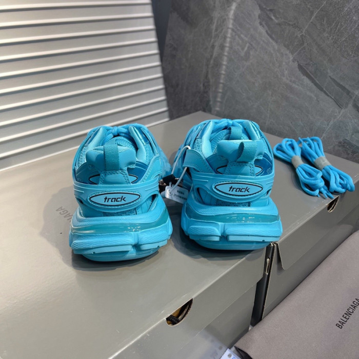 BL Track Sneaker R52