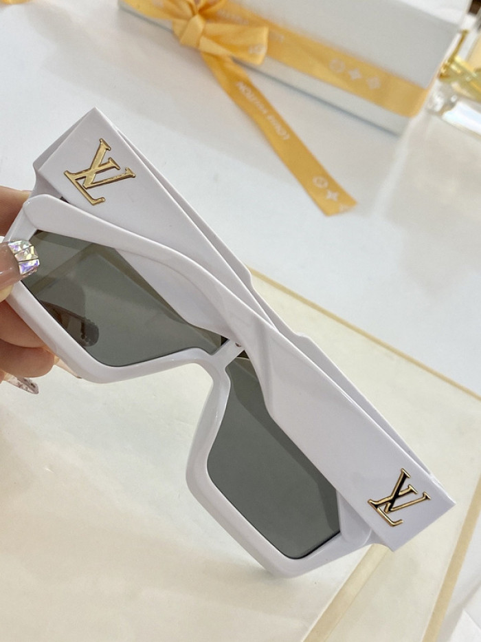 L*V SUNGLASSES SUN-8