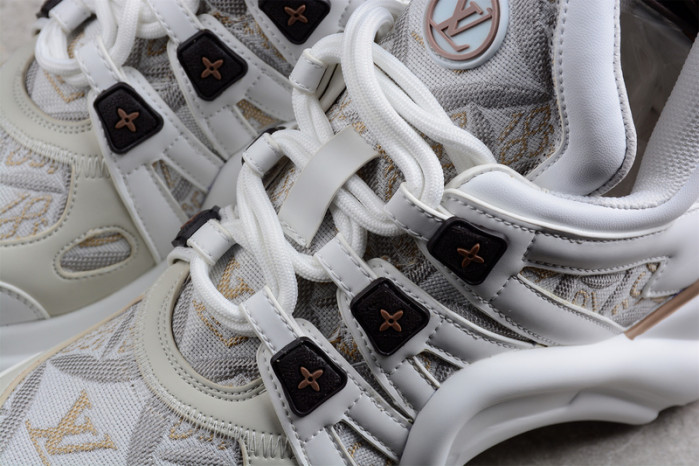 LVT SNEAKERS LVA-006