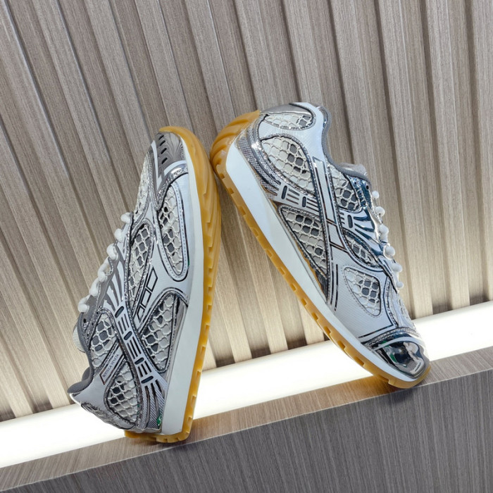 Bo*te*ga ve*ne*ta sneaker bv-31