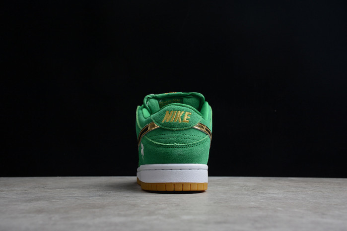 NIKE SB DUNK LOW ST PATRICK